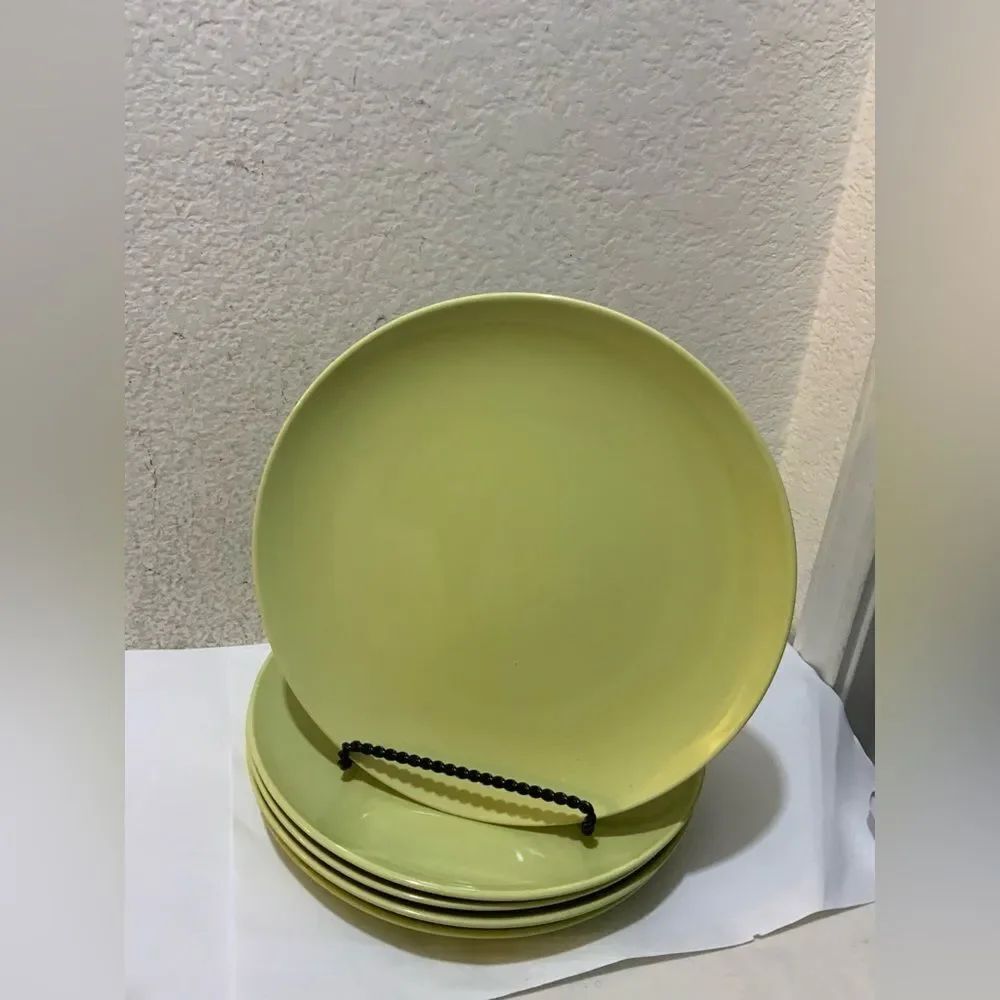 6 IKEA FARGRIK DINNER PLATES CELERY LIME GREEN